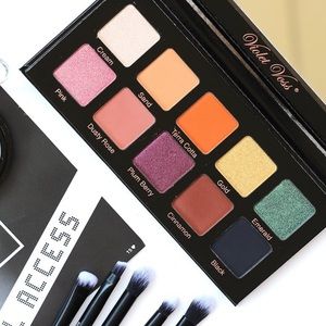 Violet Voss Eyeshadow Palette